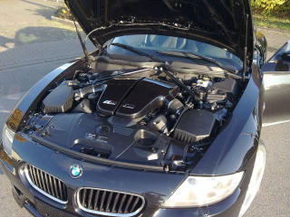 Illustration for article titled V10-Powered BMW Z4: The Non-Hairdresser Version